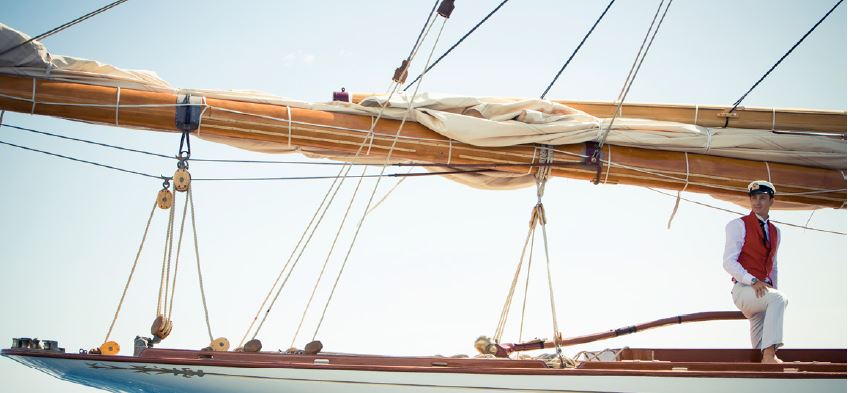 YACHTS: THE IMPOSSIBLE COLLECTION LEGENDARY YACHTS THAT DEFINE  TIME & DESIGN